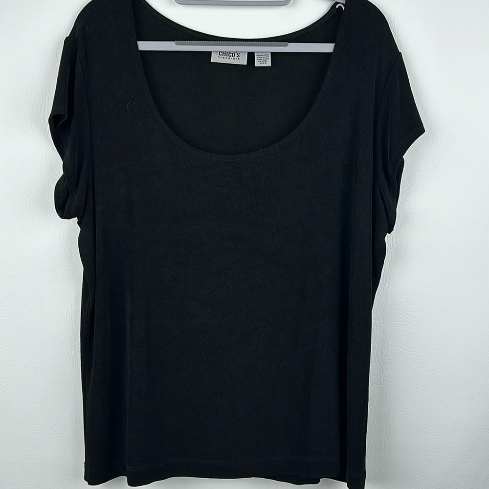 Chico’s Travelers Short Sleeve Scoop Neck Top